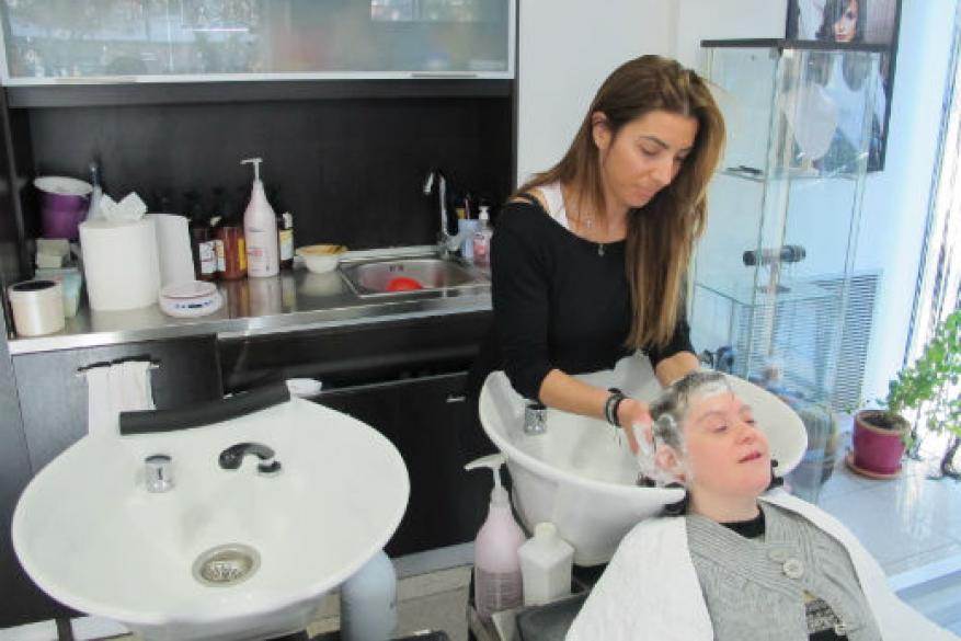 Επίσκεψη στο κομμωτήριο