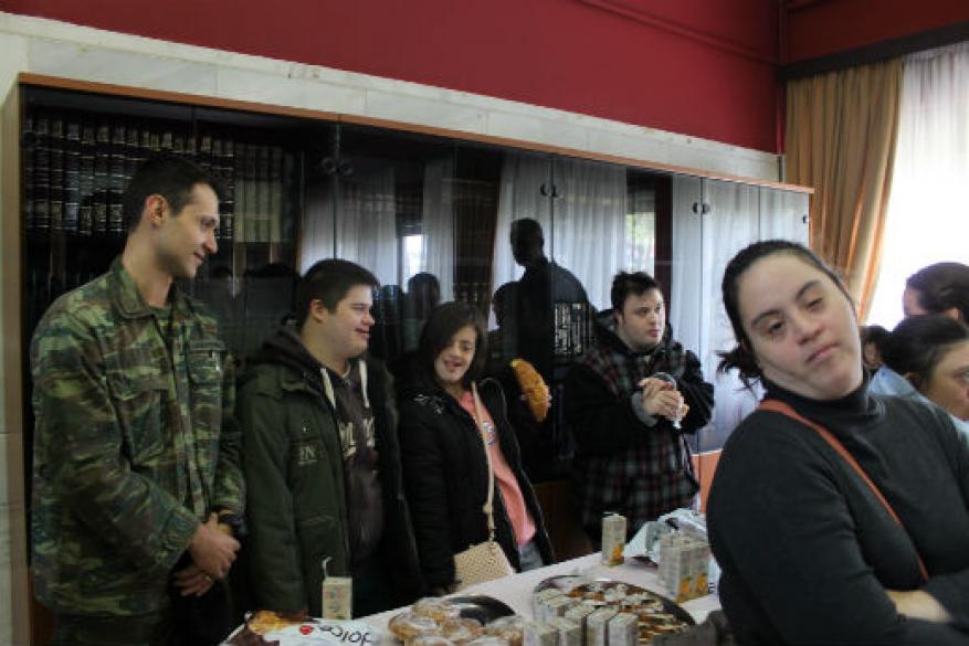 Επίσκεψη στο στρατόπεδο Νταλίπη