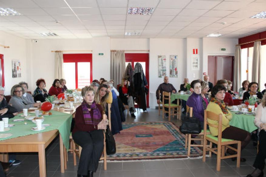 Ανοιχτή πρόσκληση γνωριμίας με ανθρώπους της γειτονιάς