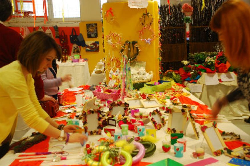 Κατασκευές & Λαμπάδες για το Πασχαλινό Bazaar (2013)