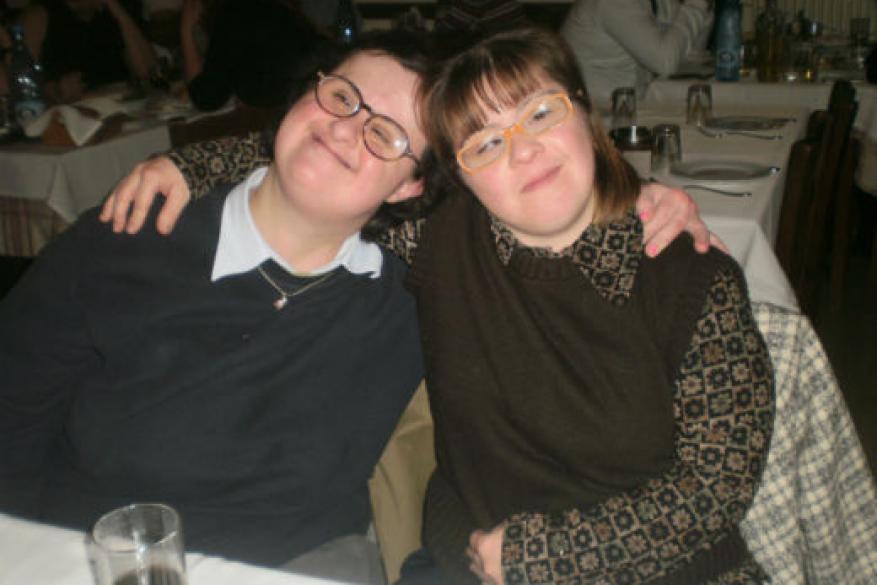 Βραδινή έξοδος σε ταβέρνα