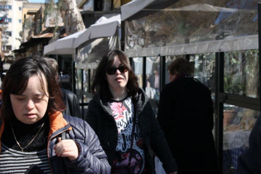 Βόλτα στο Μοναστηράκι