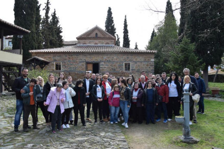 Συμμετέχω ισότιμα