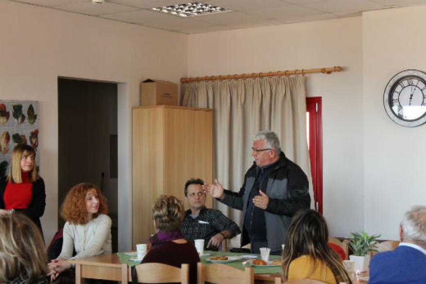 Ανοιχτή πρόσκληση γνωριμίας με ανθρώπους της γειτονιάς