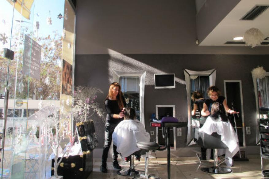 Επίσκεψη στο κομμωτήριο