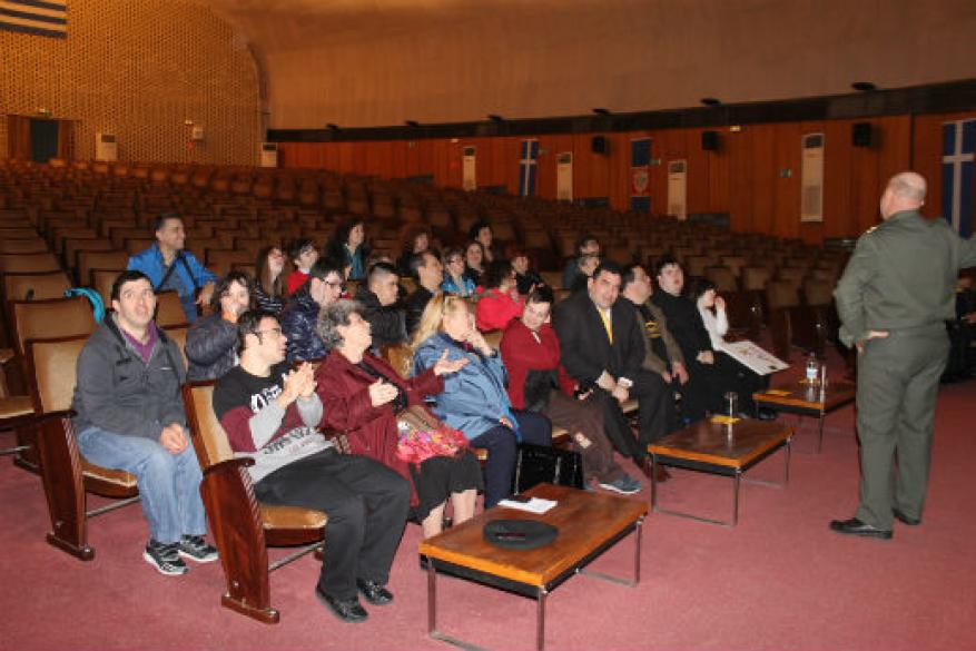 Επίσκεψη στην στρατιωτική σχολή Ευελπίδων