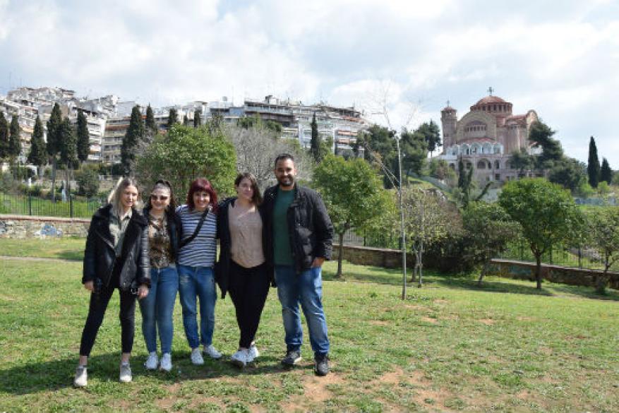 Συμμετέχω ισότιμα