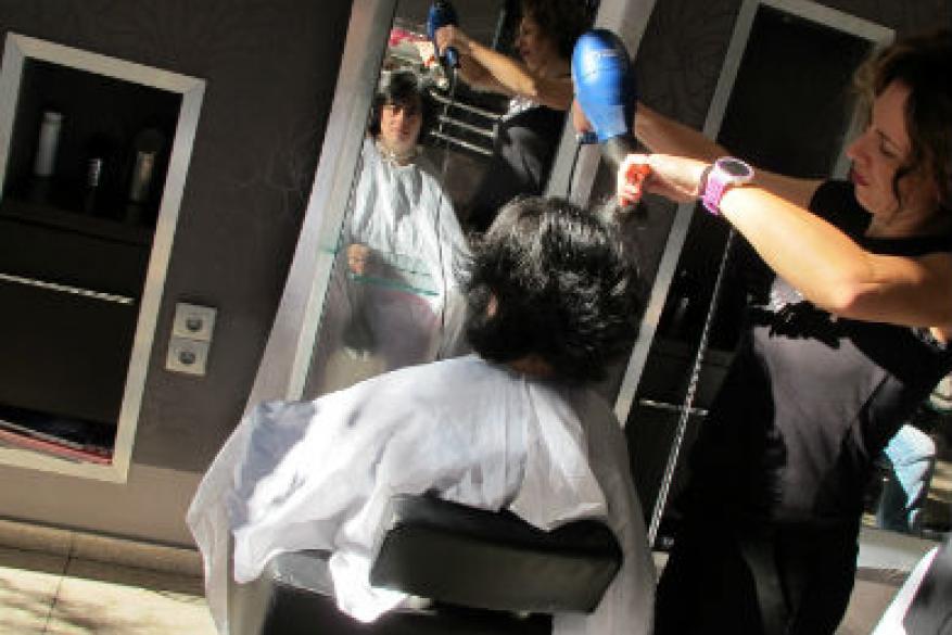 Επίσκεψη στο κομμωτήριο