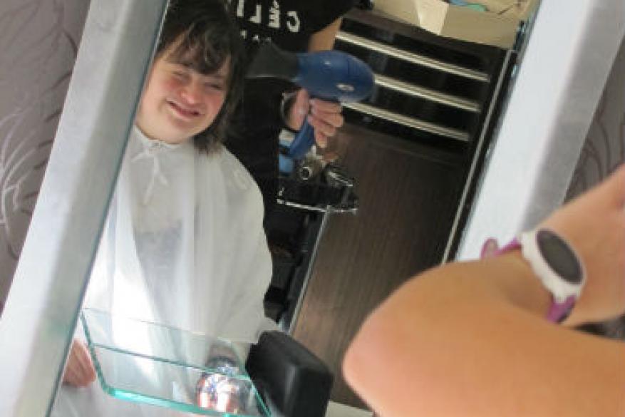 Επίσκεψη στο κομμωτήριο