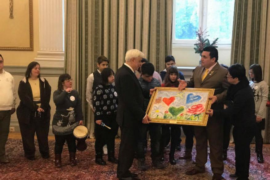  Κάλαντα στον Πρωθυπουργό και τον Πρόεδρο της Δημοκρατίας