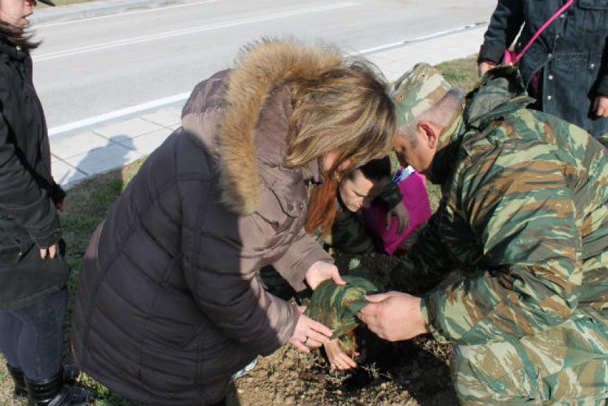 Επίσκεψη στο στρατόπεδο Νταλίπη