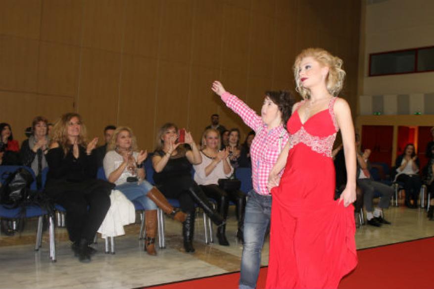 Επίδειξη Μόδας στο Βελλιδειο Επίδειξη Μόδας στο Βελλιδειο