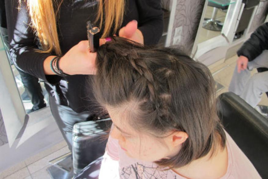 Επίσκεψη στο κομμωτήριο
