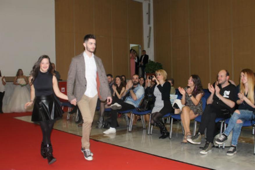 Επίδειξη Μόδας στο Βελλιδειο Επίδειξη Μόδας στο Βελλιδειο