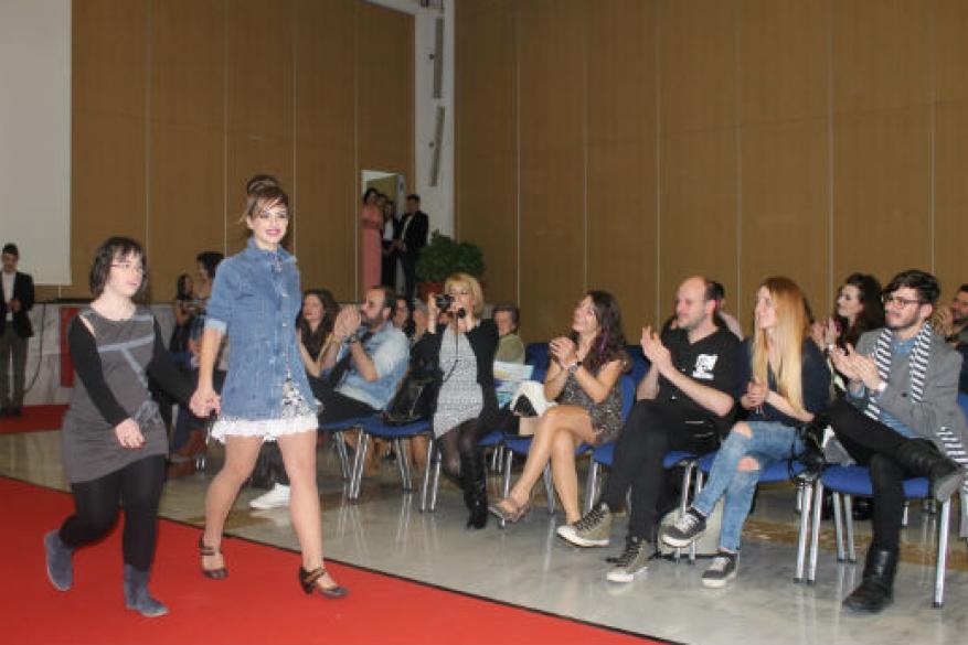 Επίδειξη Μόδας στο Βελλιδειο Επίδειξη Μόδας στο Βελλιδειο