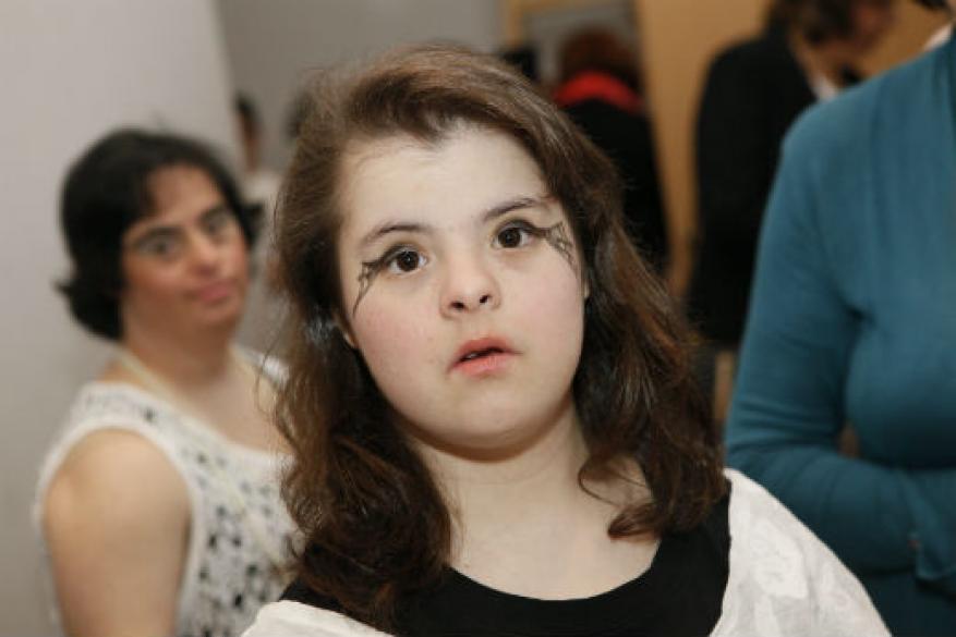 Θεατρική Παράσταση Πολύτιμος και Αγάπη