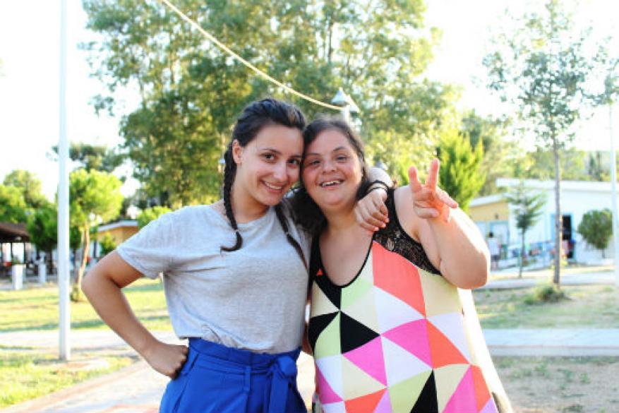 Κατασκήνωση στη Νέα Πέραμο