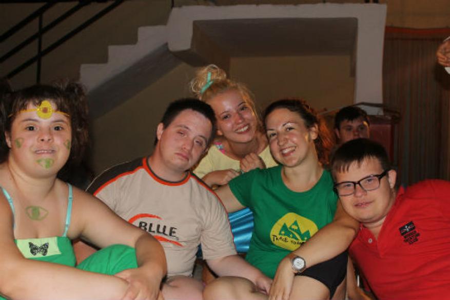 Κατασκήνωση στη Νέα Πέραμο