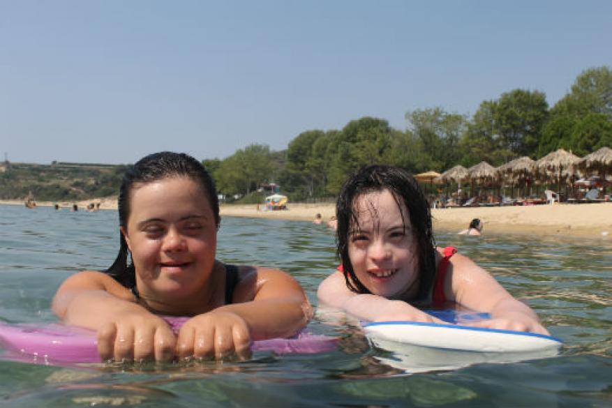 Κατασκήνωση στη Νέα Πέραμο