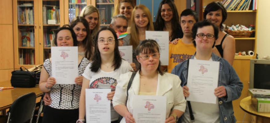 Λήξη ακαδημαϊκού έτους 2013-2014 Λήξη ακαδημαϊκού έτους 2013-2014