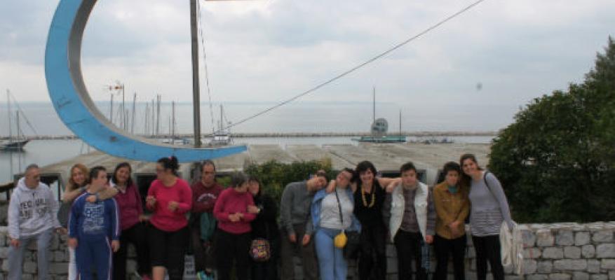 Έξοδος στο Remezzo Έξοδος στο Remezzo