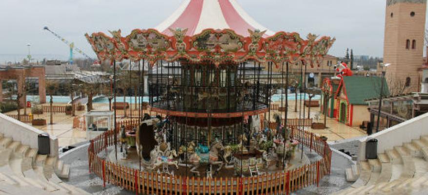 Βόλτα για καφέ με τους φίλους μας από τη ΣΥΖΩΗ