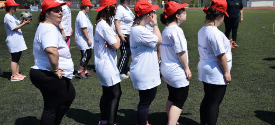  Keep up with the girls