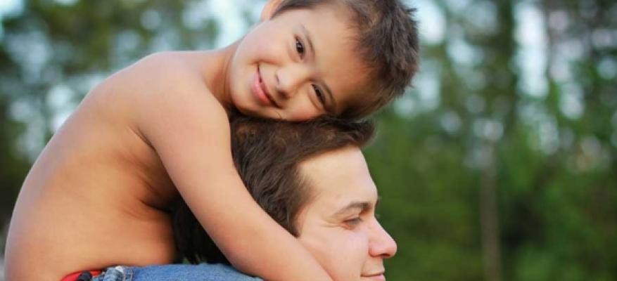 Πως να μην κολακεύετε την εμφάνιση του γιου μου, που έχει σύνδρομο Down Πως να μην κολακεύετε την εμφάνιση του γιου μου, που έχει σύνδρομο Down